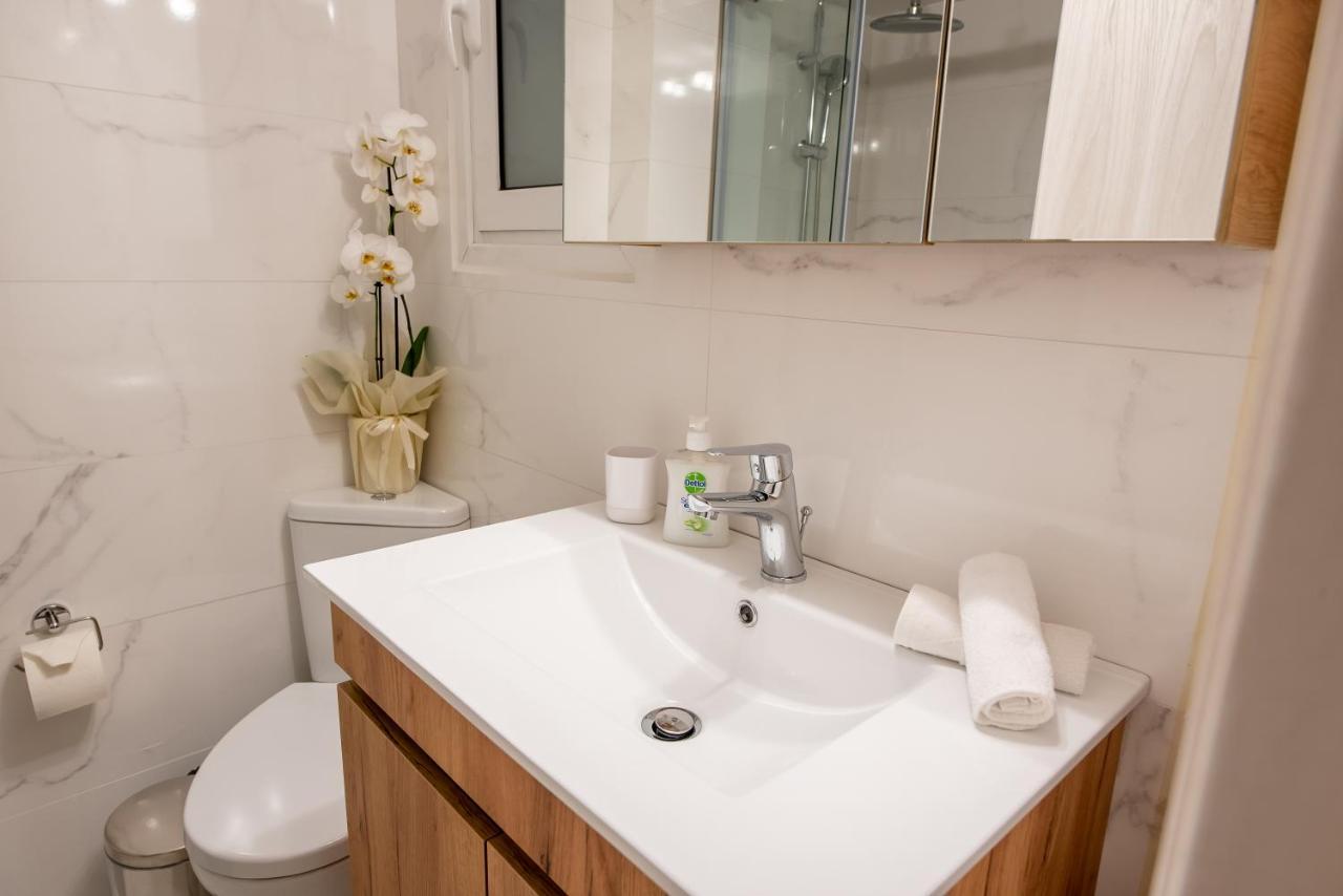 Medluxe Comfort Apartment Atenas Exterior foto